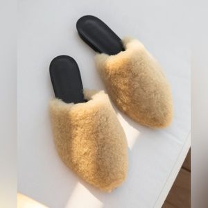 JENNI KAYNE SHEARLING MULE - size 41